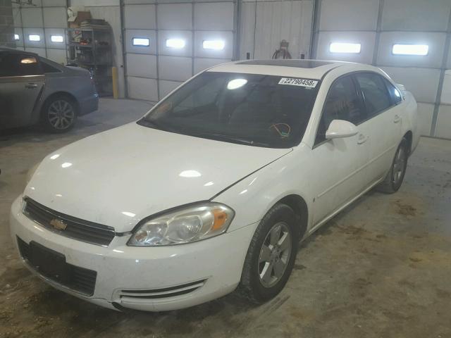 2G1WT58K589160471 - 2008 CHEVROLET IMPALA LT WHITE photo 2