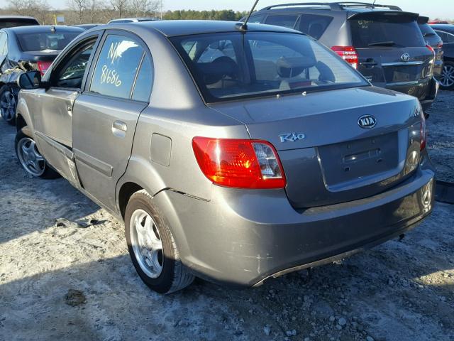 KNADH4A30B6955369 - 2011 KIA RIO BASE GRAY photo 3