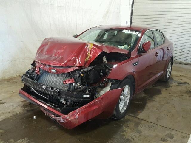 5XXGM4A73DG236197 - 2013 KIA OPTIMA LX RED photo 2