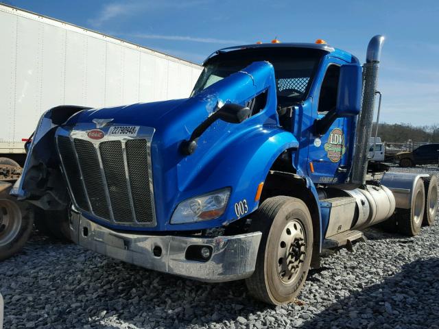 1XPBD49X4GD300064 - 2016 PETERBILT 579 BLUE photo 2