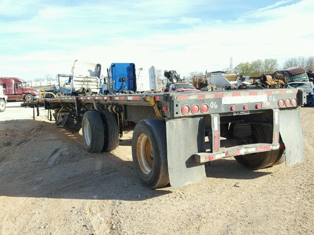 1TTF4820XY1065331 - 2000 UTILITY TRAILER BLACK photo 3