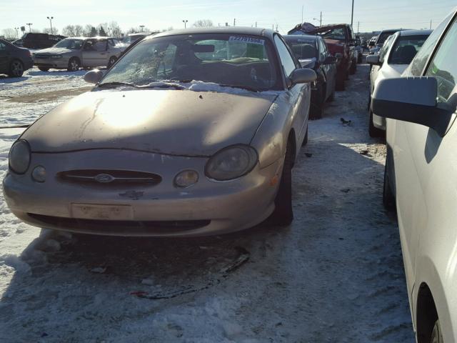 1FAFP52U0WG124763 - 1998 FORD TAURUS LX GOLD photo 2