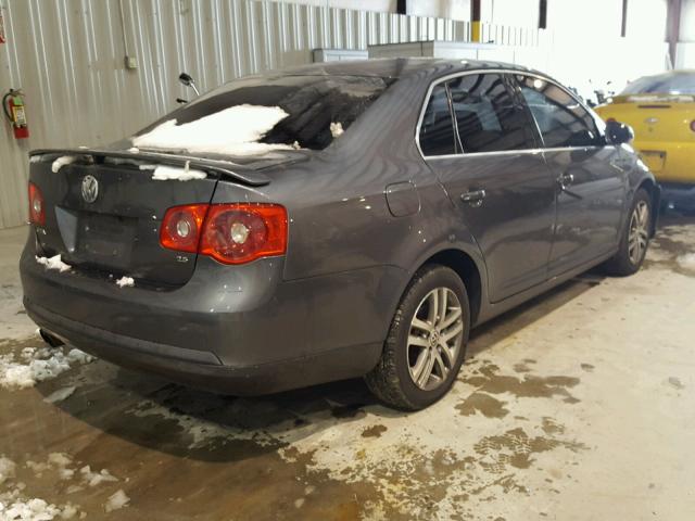 3VWRG71K45M612635 - 2005 VOLKSWAGEN NEW JETTA GRAY photo 4