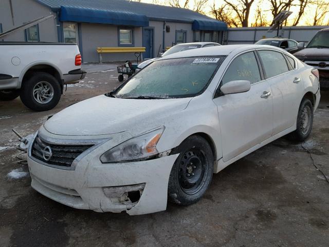 1N4AL3AP5DN542167 - 2013 NISSAN ALTIMA 2.5 WHITE photo 2