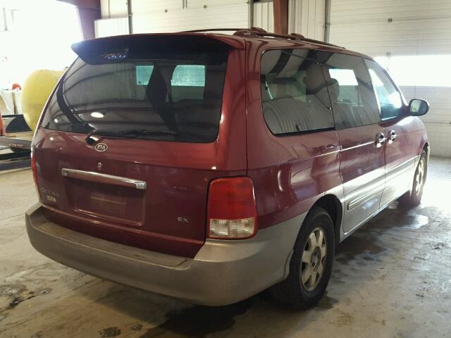 KNDUP131726240962 - 2002 KIA SEDONA EX RED photo 4