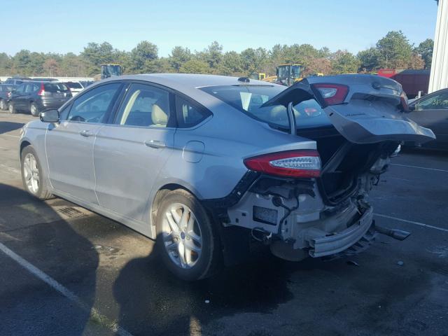 1FA6P0H7XG5132435 - 2016 FORD FUSION SE SILVER photo 3