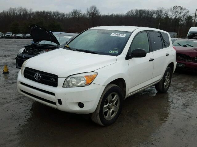 JTMBK33V985047523 - 2008 TOYOTA RAV4 WHITE photo 2