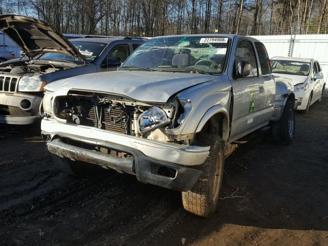 5TEWM72N02Z105754 - 2002 TOYOTA TACOMA XTR SILVER photo 2