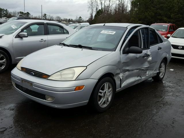 1FAFP34371W351424 - 2001 FORD FOCUS SE GRAY photo 2