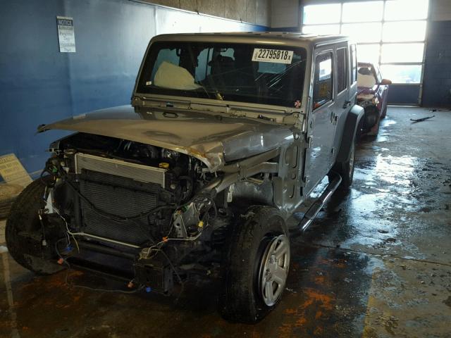 1C4BJWDG5EL233068 - 2014 JEEP WRANGLER U GRAY photo 2