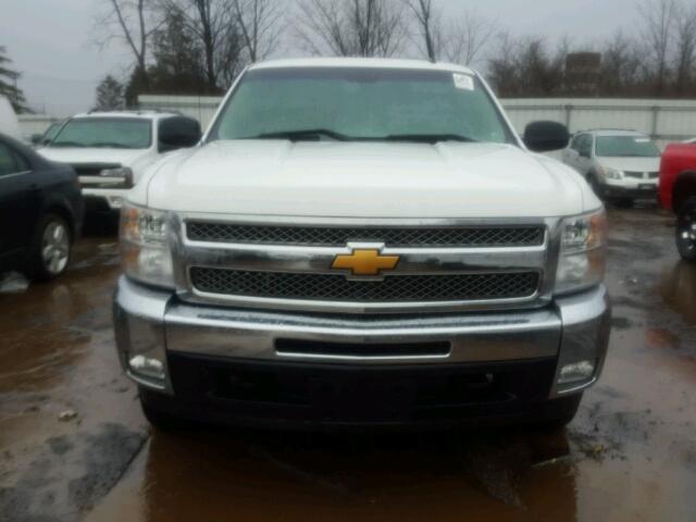 1GCPKSE70CF106850 - 2012 CHEVROLET SILVERADO WHITE photo 9