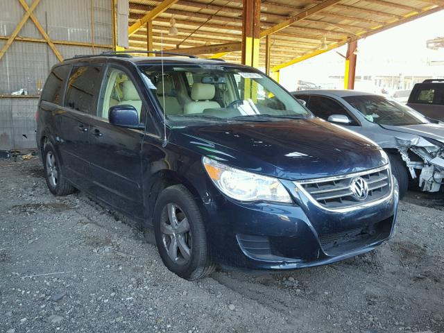 2V8HW54XX9R544969 - 2009 VOLKSWAGEN ROUTAN SEL BLUE photo 1