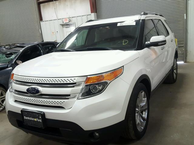 1FM5K7F82DGB26701 - 2013 FORD EXPLORER L WHITE photo 2