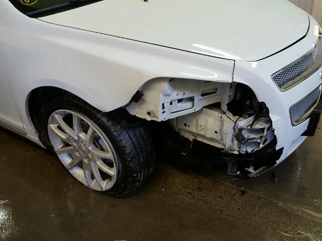 1G1ZE5EU9BF137075 - 2011 CHEVROLET MALIBU LTZ 白色 照片 9