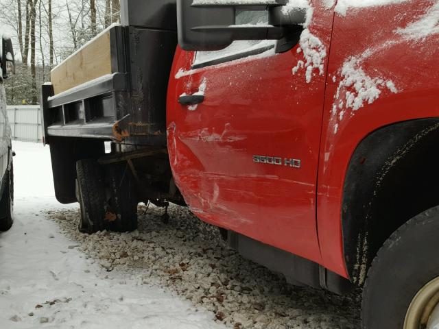 1GD322CL4BF118122 - 2011 GMC SIERRA K35 RED photo 9