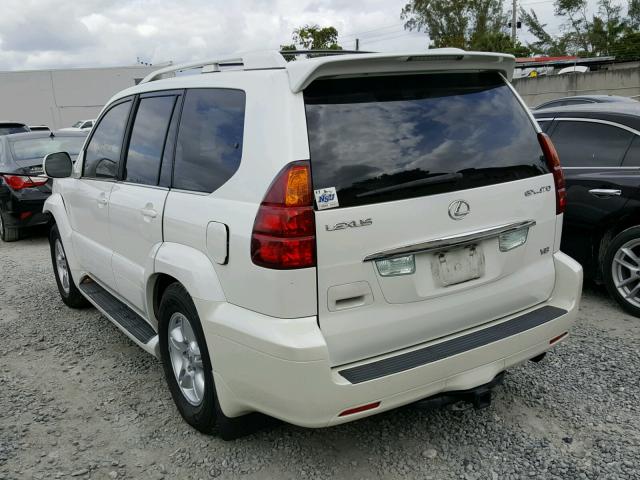 JTJBT20X060110027 - 2006 LEXUS GX 470 WHITE photo 3