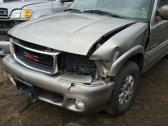 1GKDT13W8X2954027 - 1999 GMC ENVOY GRAY photo 9