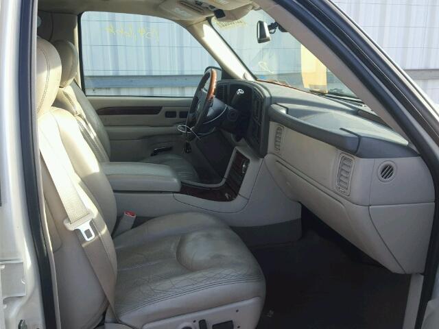 3GYEK62N74G228049 - 2004 CADILLAC ESCALADE E WHITE photo 5