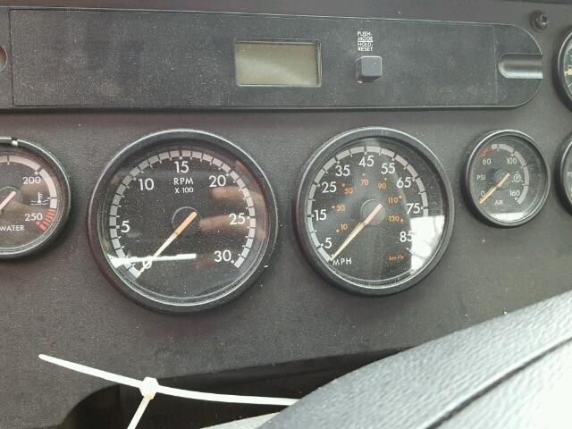 1FUJGEBG6CLBV5576 - 2012 FREIGHTLINER CASCADIA 1 WHITE photo 8