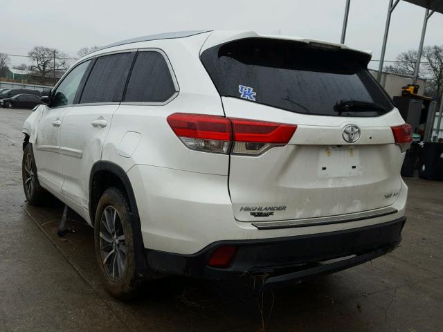 5TDJZRFH9HS434275 - 2017 TOYOTA HIGHLANDER WHITE photo 3