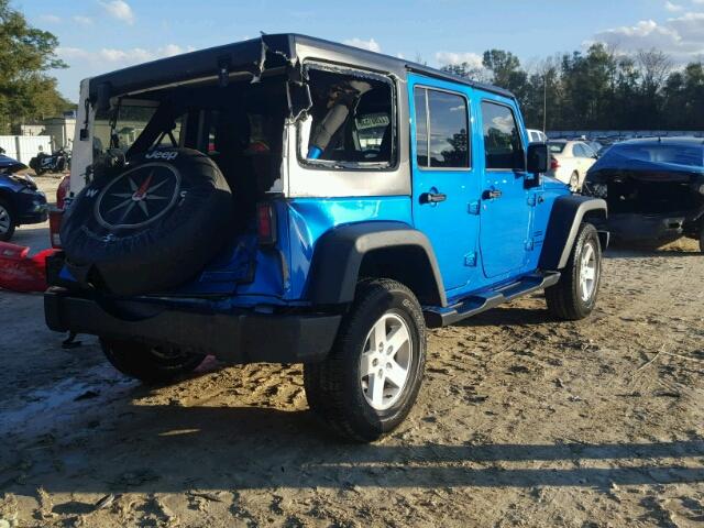 1C4BJWDG1FL759523 - 2015 JEEP WRANGLER U BLUE photo 4