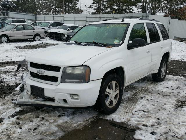 1GNDT13S672206621 - 2007 CHEVROLET TRAILBLAZE WHITE photo 2