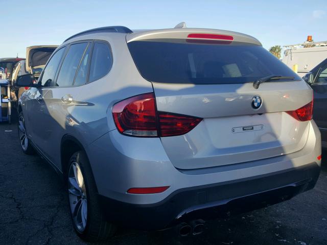 WBAVM1C5XFVZ94589 - 2015 BMW X1 SDRIVE2 Күміс фото 3
