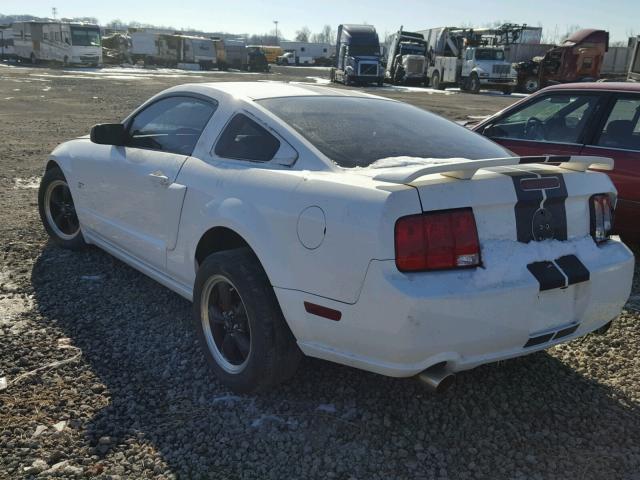 1ZVHT82H995146034 - 2009 FORD MUSTANG GT WHITE photo 3