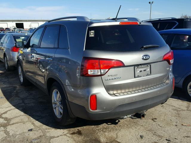 5XYKT3A63FG611941 - 2015 KIA SORENTO LX GRAY photo 3