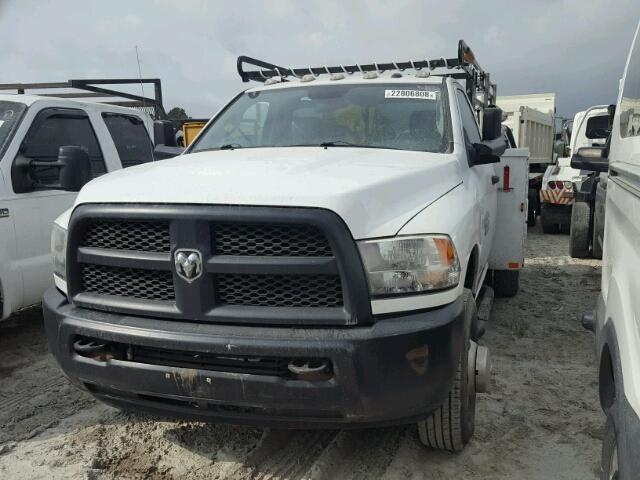 3C7WRSAT9DG556901 - 2013 RAM 3500 WHITE photo 2