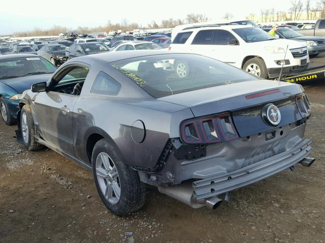 1ZVBP8AM1E5281057 - 2014 FORD MUSTANG GRAY photo 3
