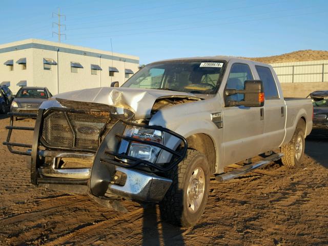 1FTSW21599EA22446 - 2009 FORD F250 SUPER SILVER photo 2