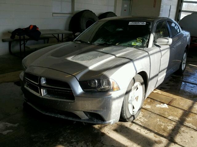 2C3CDXBG6DH664247 - 2013 DODGE CHARGER SE GRAY photo 2