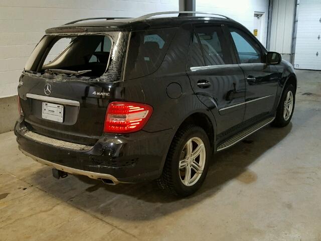 4JGBB72E49A504428 - 2009 MERCEDES-BENZ ML 550 BLACK photo 4