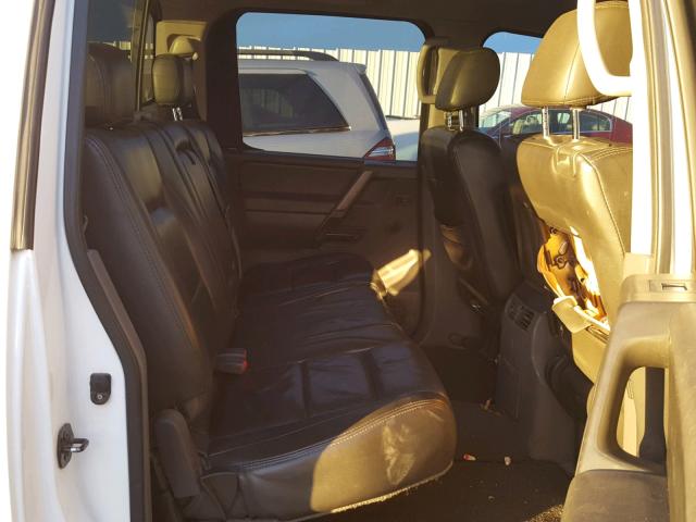 1N6BA07A67N202453 - 2007 NISSAN TITAN XE WHITE photo 6