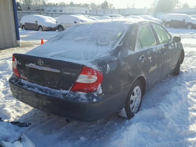 4T1BE32KX3U177836 - 2003 TOYOTA CAMRY LE GREEN photo 4