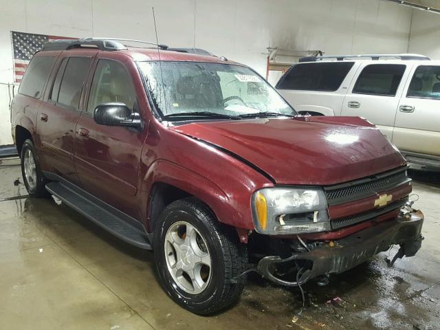 1GNET16S056101529 - 2005 CHEVROLET TRAILBLAZE MAROON photo 1