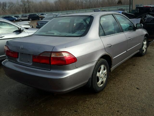 1HGCG5652YA118339 - 2000 HONDA ACCORD EX SILVER photo 4