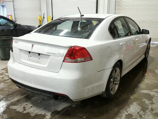 6G2ER57718L146582 - 2008 PONTIAC G8 WHITE photo 4