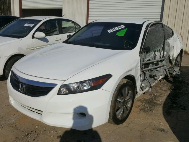 1HGCS1B36CA020399 - 2012 HONDA ACCORD LX WHITE photo 2