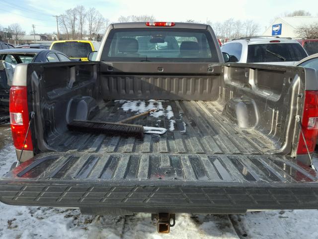 1GCNKPEA9CZ183988 - 2012 CHEVROLET SILVERADO GRAY photo 6