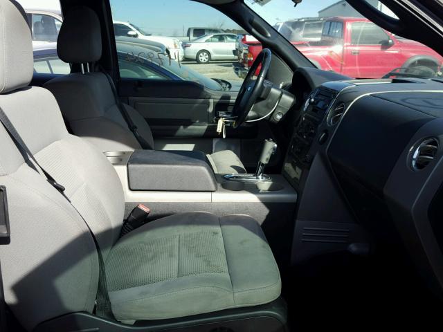 1FTPX14534NB67919 - 2004 FORD F150 SILVER photo 5