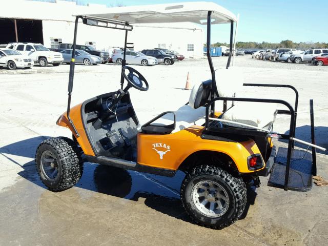 2496783 - 2010 EZGO GOLF CART ORANGE photo 9