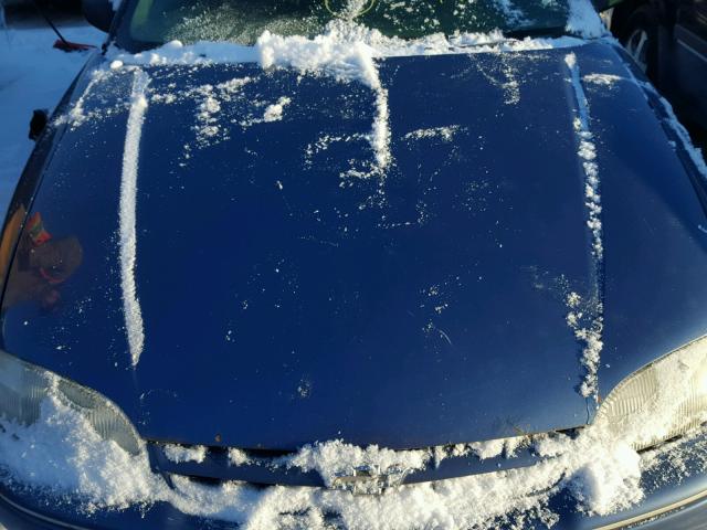 2G1WL52M6W1110832 - 1998 CHEVROLET LUMINA BAS ლურჯი ფოტო 7