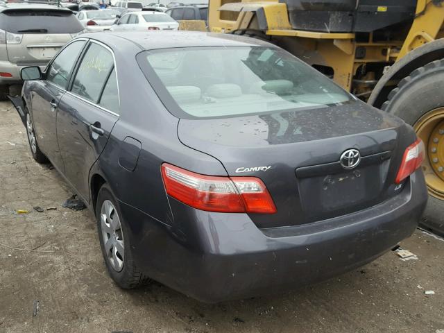 4T1BE46K49U330493 - 2009 TOYOTA CAMRY BASE GRAY photo 3