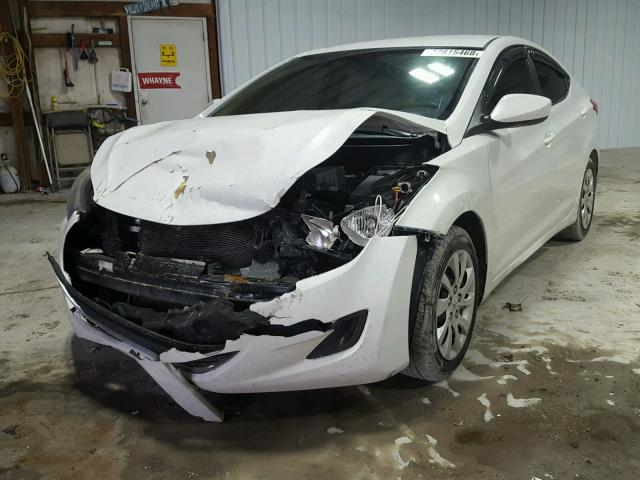 5NPDH4AE5BH060051 - 2011 HYUNDAI ELANTRA GL WHITE photo 2