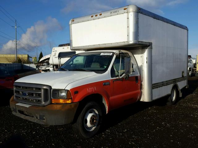 1FDWF36S1XEE61056 - 1999 FORD F350 SUPER WHITE photo 2