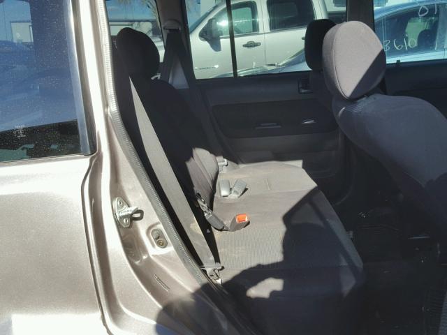 JTLKT324X54001548 - 2005 TOYOTA SCION XB 银色 照片 6