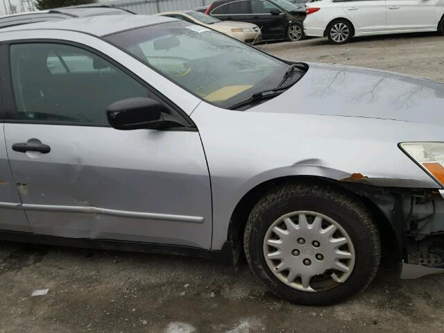 1HGCM56144A801966 - 2004 HONDA ACCORD DX SILVER photo 9