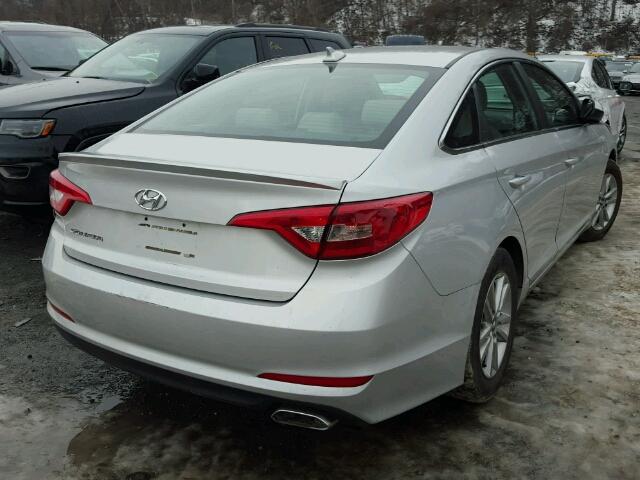 5NPE24AF2FH160497 - 2015 HYUNDAI SONATA SE SILVER photo 4